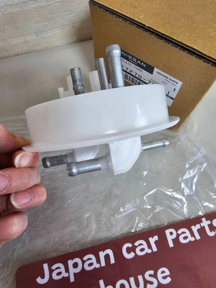 Genuine NISSAN OEM 240SX Fuel Tank Outlet Plate Tube 17278-70T01 - Image 4 of 4