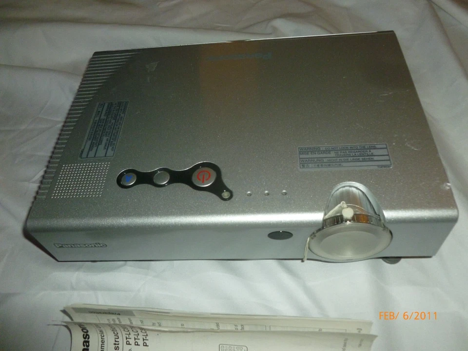 Panasonic LCD Projector PT-LC76U tested - Image 2 of 4