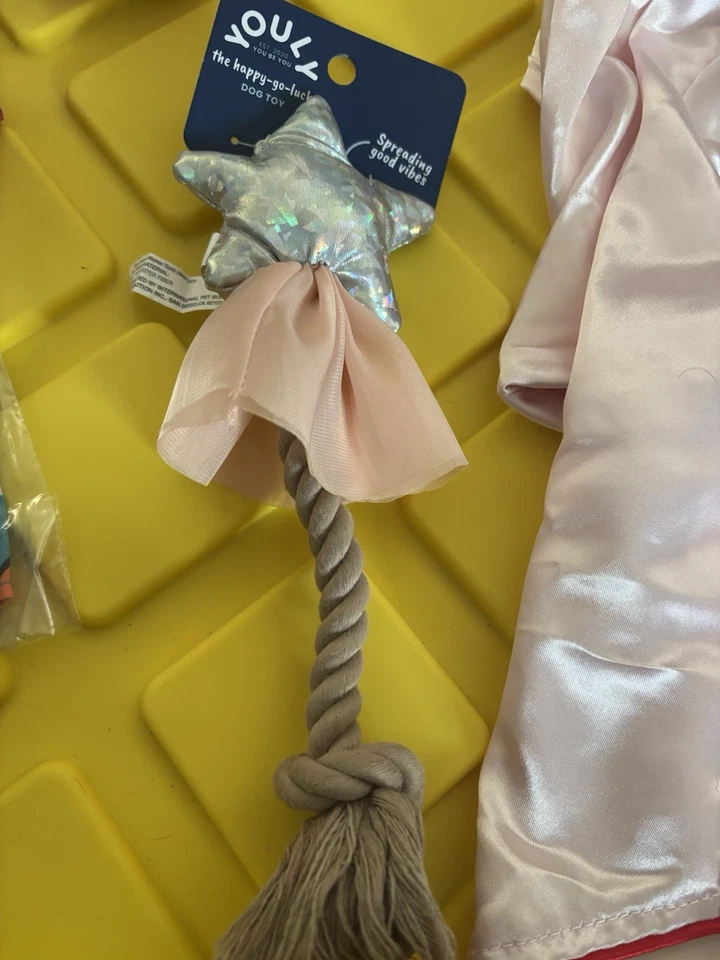 Medium Dog Pet Bundle - Image 4 of 4