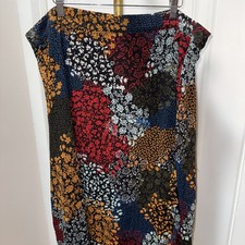 Maurice s Women s Multi Color Floral Wrap Skirt Size 2X Pull On Lined Pretty EUC