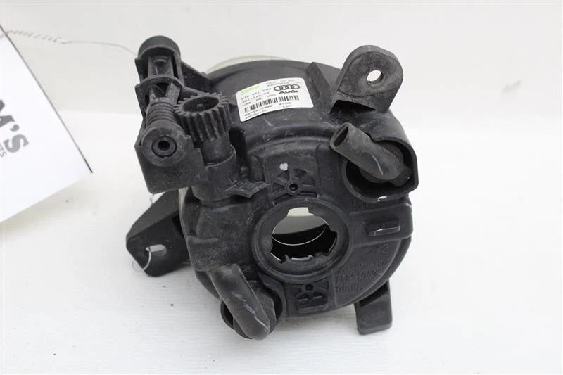 Farol de neblina Audi A5 CC S5 Passat A4 A6 2006 06 2007 07 2008 08 09 - 12 Lef 1067927 - Imagem 2 de 4