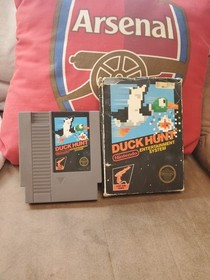 1st Release 1985-86 "Glossy Seal" Nintendo DUCK HUNT With The Box *NO Manual*