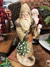Retired Ragon House Collection 14.5” Ivory Old World Santa W/Tree & Side Bag