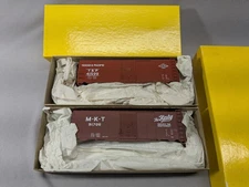 HO scale Accurail    M-K-T  and  TEXAS & PACIFIC   40' AAR  Steel Boxcar  kits