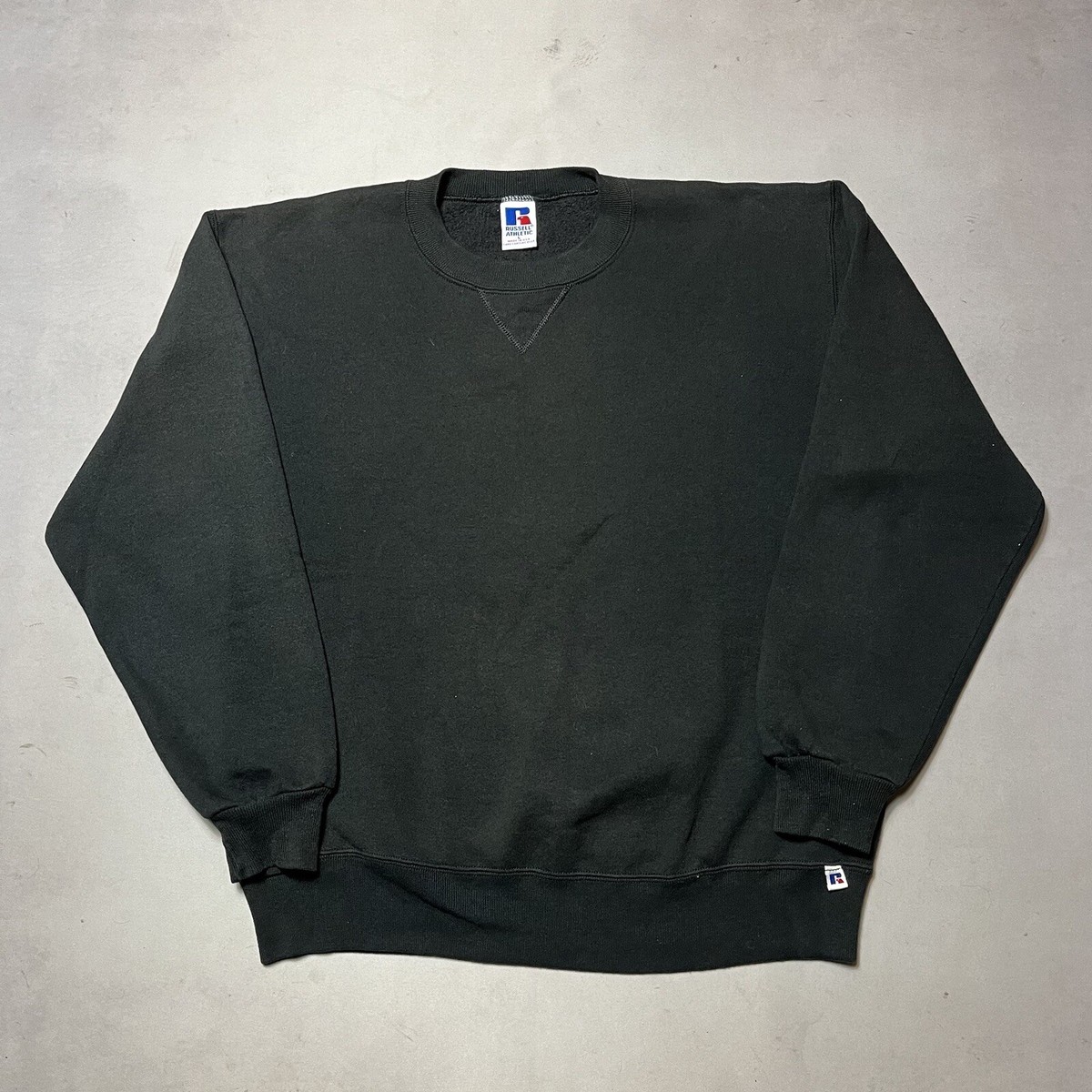 Vintage Russell Athletic Blank Crewneck Sweatshirt Black