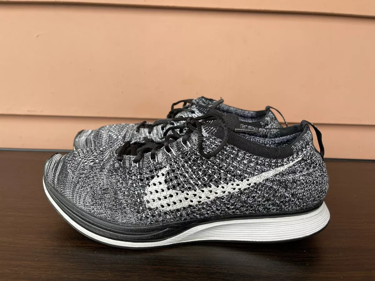 sy Match forfatter EUC Nike Flyknit Racer Oreo 2.0 Men US 9 Black White Running Shoes  526628-012 D7 | eBay