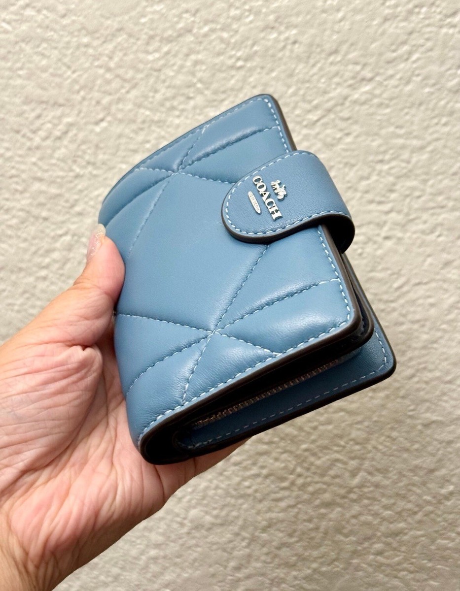 NWT Coach Medium Corner Zip Wallet With Puffy Diamond Quilting