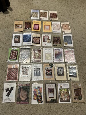 Quilt Patterns Lot of 33 Patterns Designs Mixed  Brands/Sizes Z23
