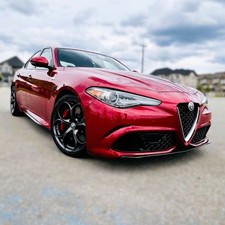 Quad Alfa Giulia 2017 8 500 km impeccable 2ème propriétaire, carbone + céramique entièrement chargé