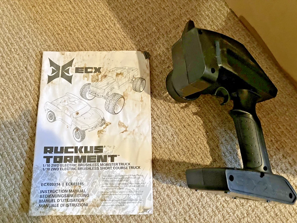 ECX Ruckus Torment 1/10 2wd Monster Truck Bundle Untested No Battery - Image 3 of 4