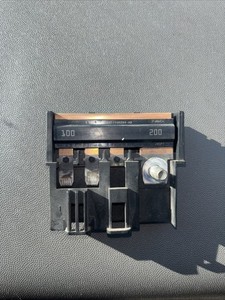 8S4T-14A094-AB FoMoCo Circuit Breaker /Master Fuse2008,2009,2010,2011 Ford Focus