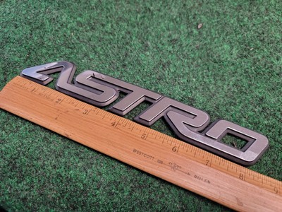 1996-2005 CHEVROLET Astro Van Rear Emblem Badge Logo Nameplate