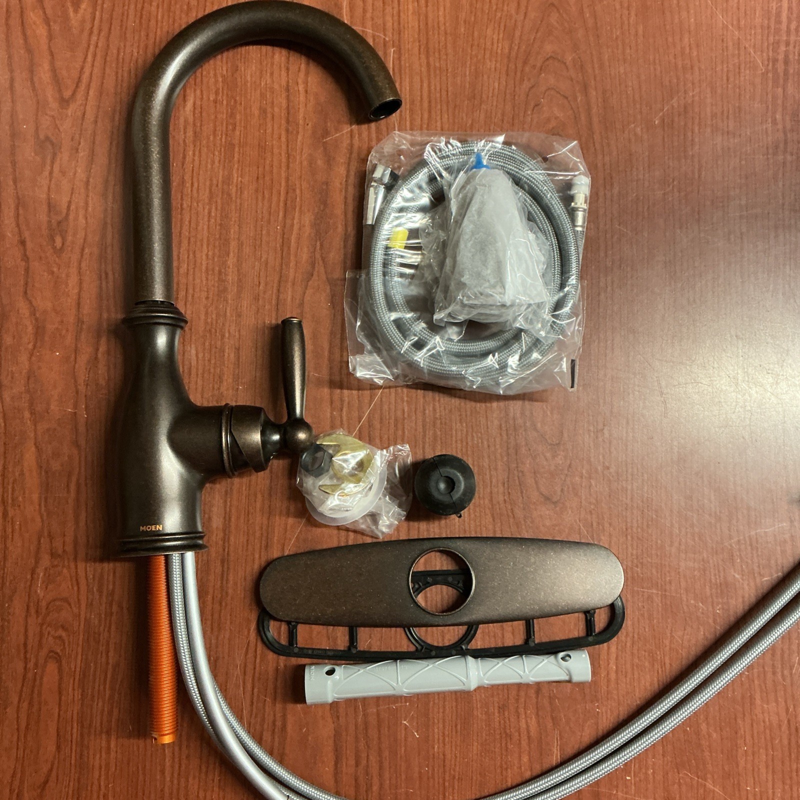 NEW Moen 7185ORB Brantford One-Handle High Arc Pulldown Kitchen Faucet B171