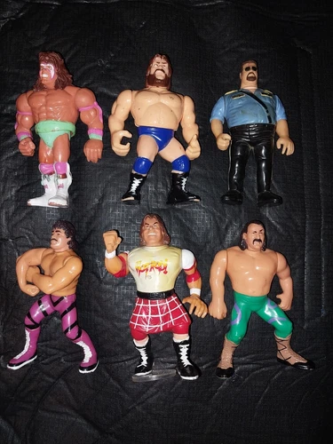 6 Small Hasbro WWF Wrestlers 1991 titan Sports Inc.