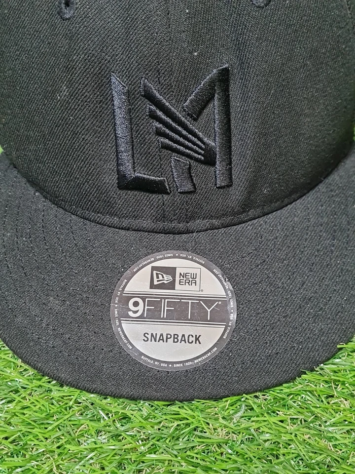NUEVA ERA 9 FIFTY GORRA SNAPBACK L.A GALAXY EN COLOR NEGRO. Foto 2 de 4