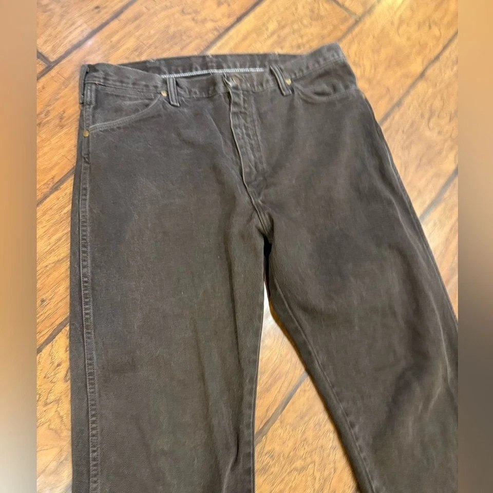 Wrangler Vintage Jeans mens 35x32 brown Cowboy Cut USA made cotton durable work - Image 4 of 4
