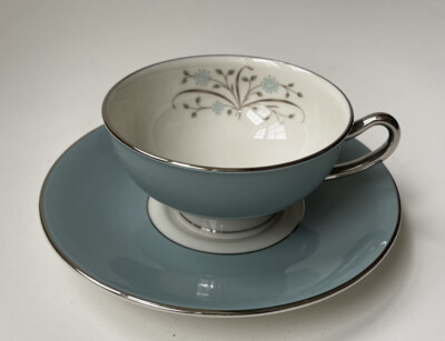 SYRACUSE CHINA MEADOW BREEZE CUP AND SAUCER SET MADE IN USA -C17