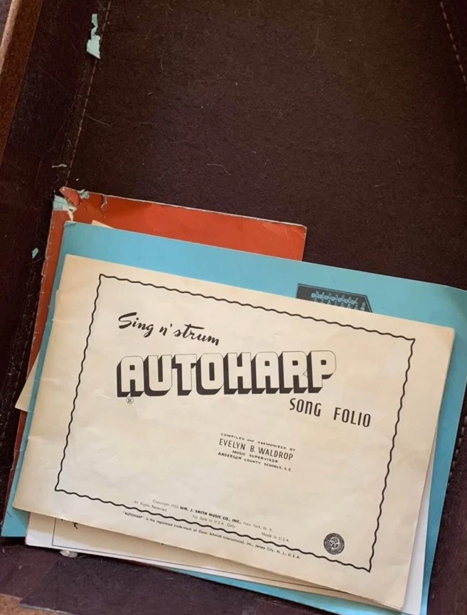 Autoharp vintage de Oscar Schmidt modelo #73 con estuche Foto 3 de 4