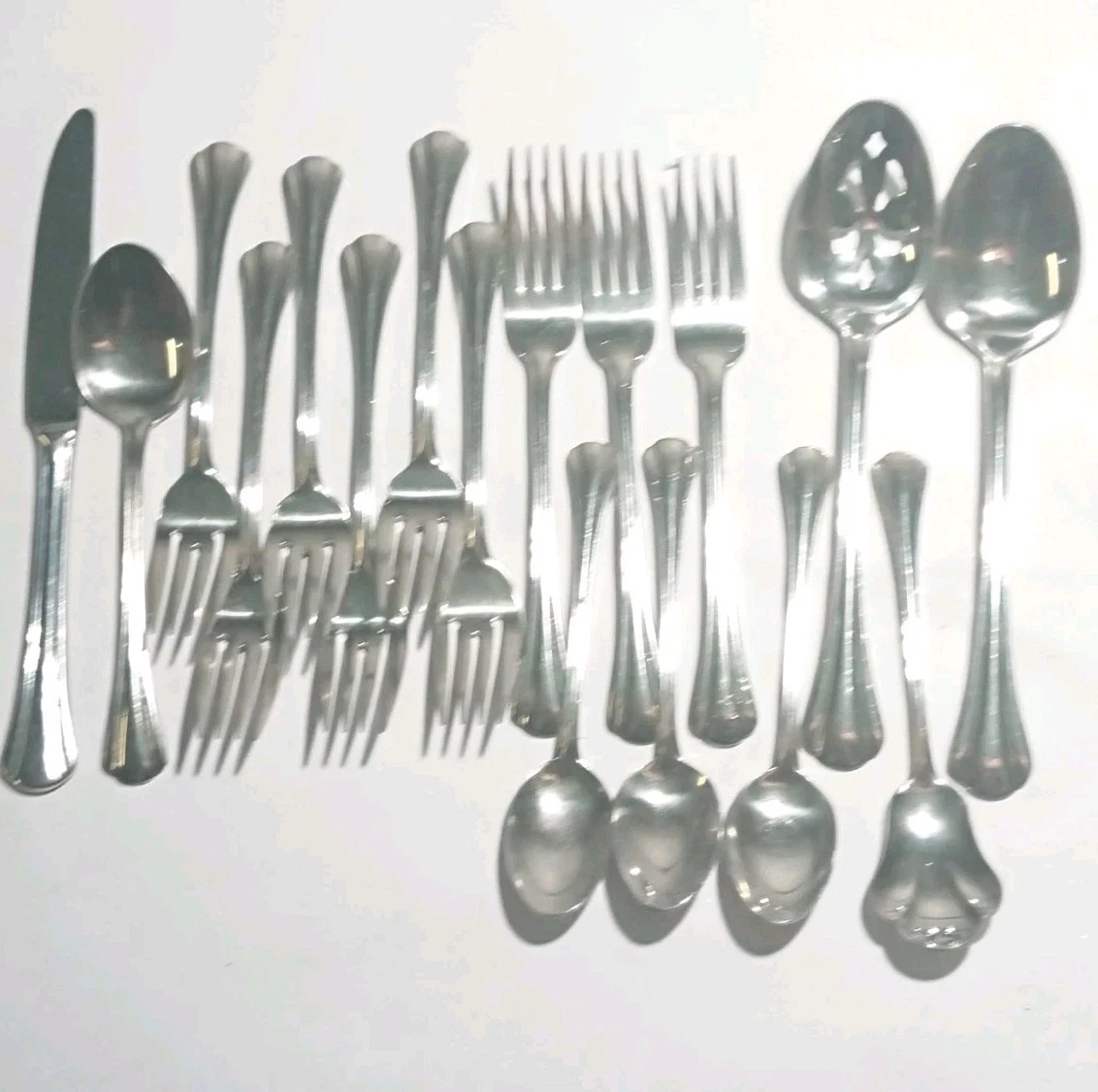 Pfaltzgraff Margate Flatware Lot 17 Pc