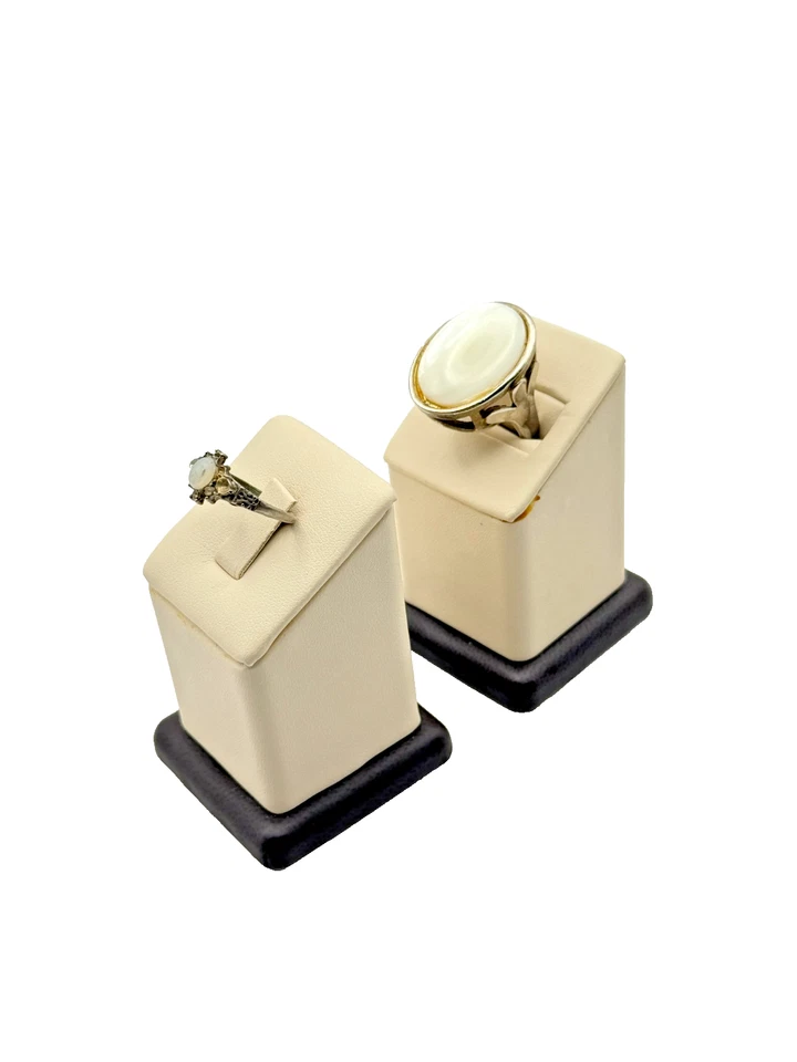 Juego de 2 anillos estilo vintage - acento ópalo y madreperla ovalada Foto 2 de 4