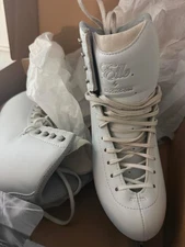 Jackson Ultima Elle Fusion/Mirage FS2130 / Figure Ice Skates for Women/R-Regular