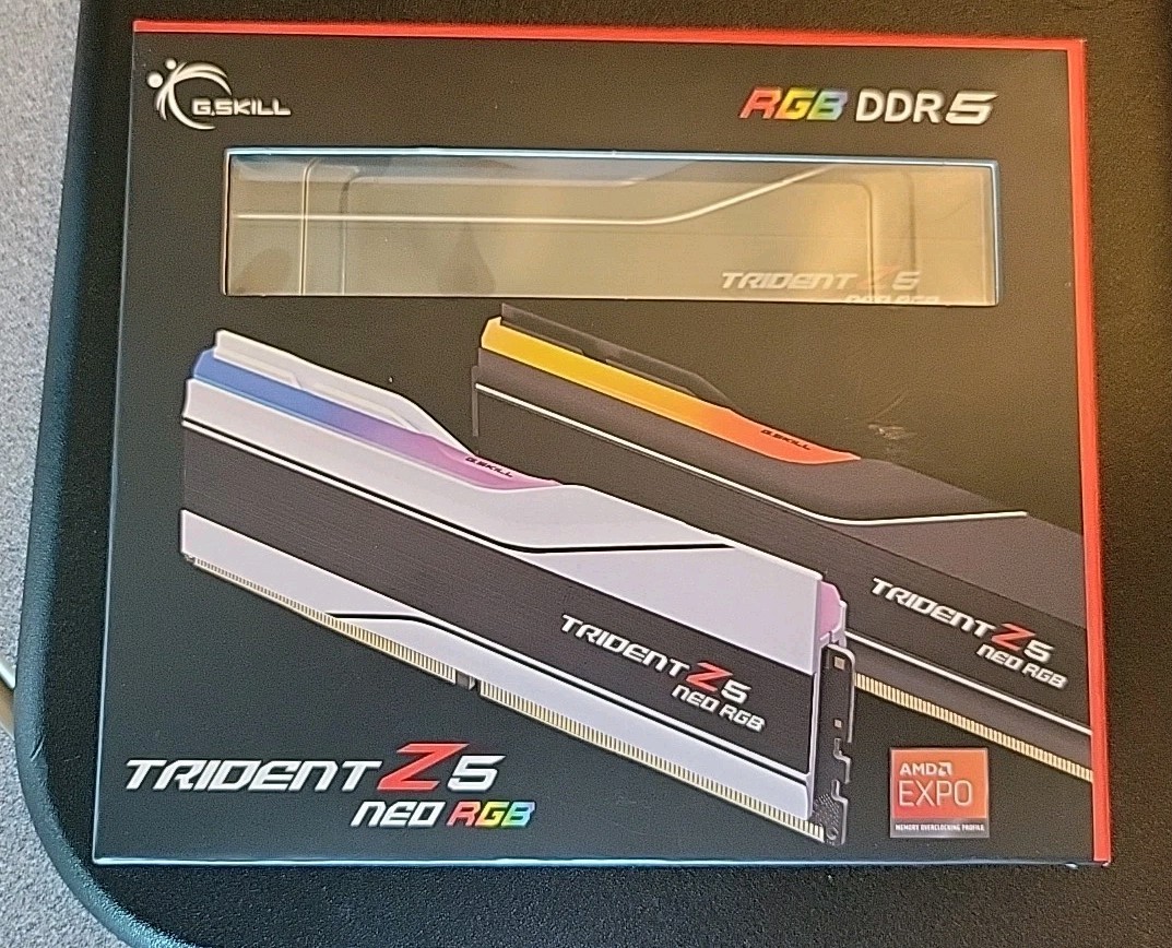 メモリー G.Skill TRIDENT Z5 NEO DDR5 6000 16GBx2 G.SKILL Trident Z5 Neo Series DDR5 RAM (AMD Expo & Intel XMP