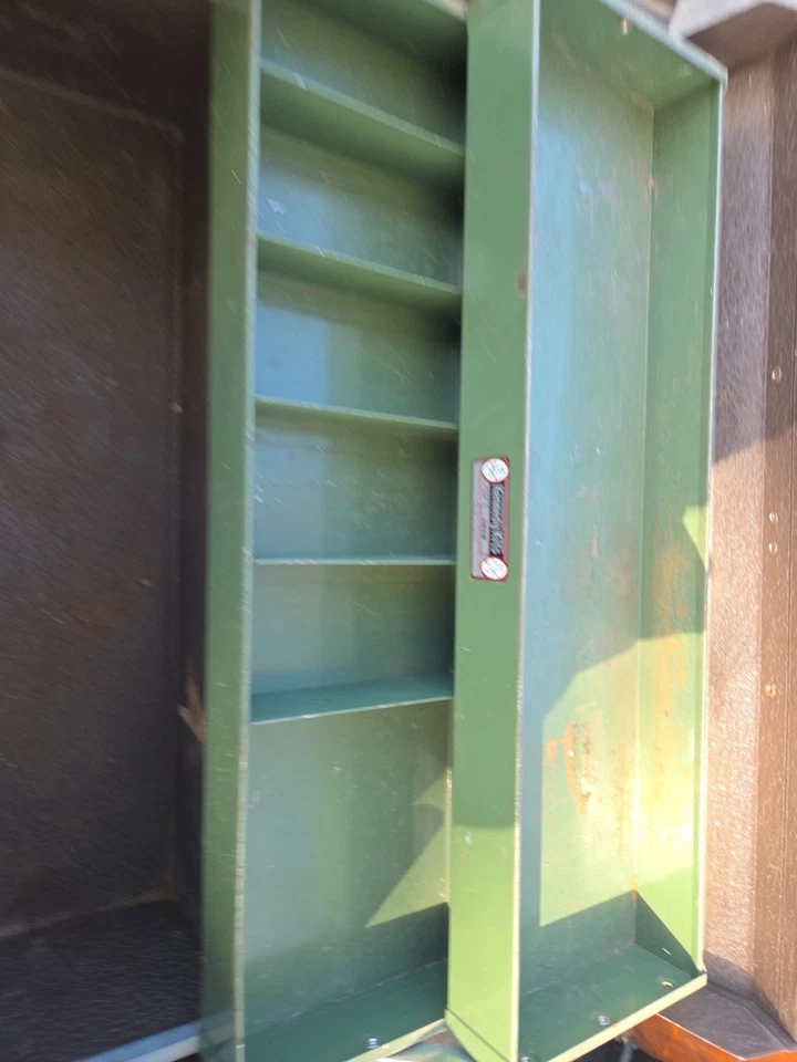 KENNEDY KITS 1018 HIP ROOF CANTILEVER TOOLBOX TOOL BOX SEE PHOTOS DESCRIPTION - Image 4 of 4