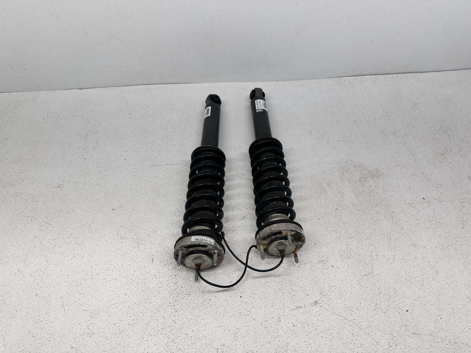 2014-2018 Aston Martin Vanquish Front Shock Strut Absorber Spring Damper OEM