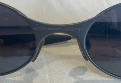 OAKLEY VINTAGE RARE E WIRE TITANIUM SUNGLASSES FRAMES 1990S