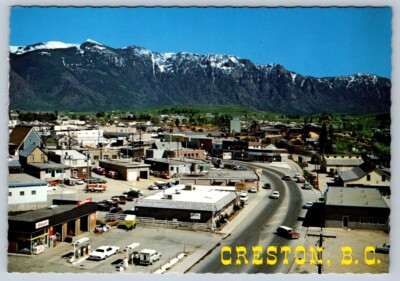 Shell Gas Station, Northwest Blvd, Creston BC Canada, Aerial View Postcard NOS