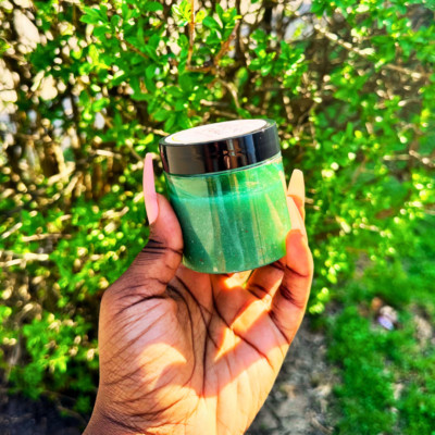 Emerald Beauty Body Scrub