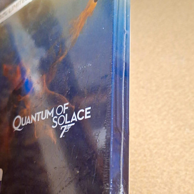 Quantum of Solace James Bond Limited Edition Steelbook Blu-ray + Digital HD
