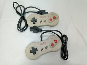 Nintendo AV Famicom Console +Super Mario 1,2,3 (USA) New Famicom NTSC-J Tested