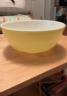 Vintage Pyrex Large 4 QT Primary Yellow Mixing Nesting Bowl Model  #404