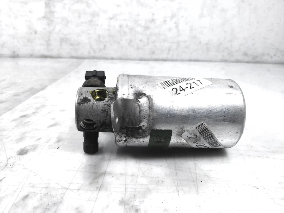 1994-1996 梅赛德斯-奔驰 Clk320 空调接收器干燥器 202-830-02-83 *3.2L Cabriolet — 第 3/4 张图片