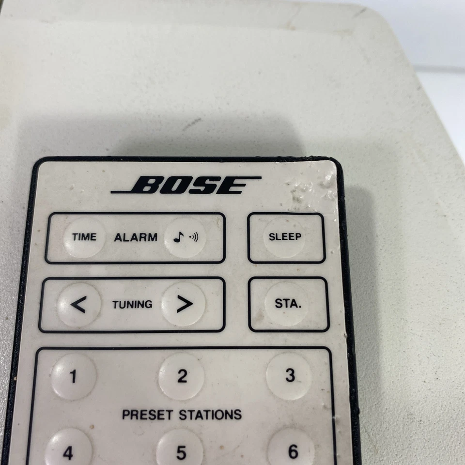 Bose Wave Radio AM FM Model# AWR1-1W with Remote - Tested Working - Cream White - Image 3 of 4