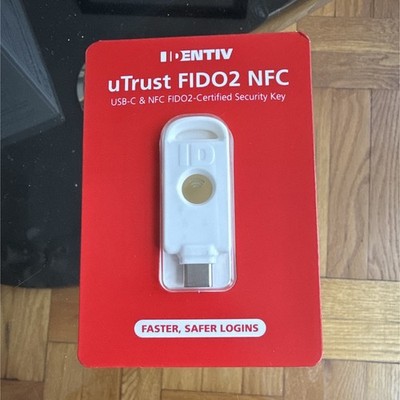 Identiv uTrust FIDO2 NFC Security Key USB-C Wireless NFC (MPN 905602)
