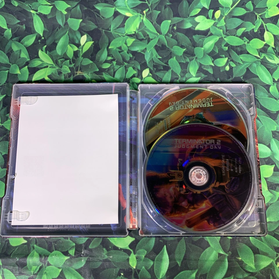 Terminator 2: Judgment Day T2 (4K + Blu-Ray) Steelbook Best Buy Exclusive OOP - Image 4 of 4