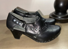 DANSKO Ryder black leather studded clogs shoes 7.5 - 8 EU 38 EUC