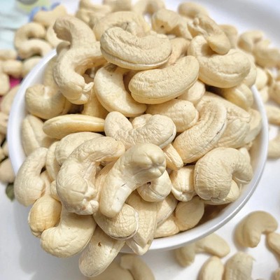 Premium Raw Cashews (Kaju)   Fresh & Crunchy Whole Cashew Nuts, High Quality F/S