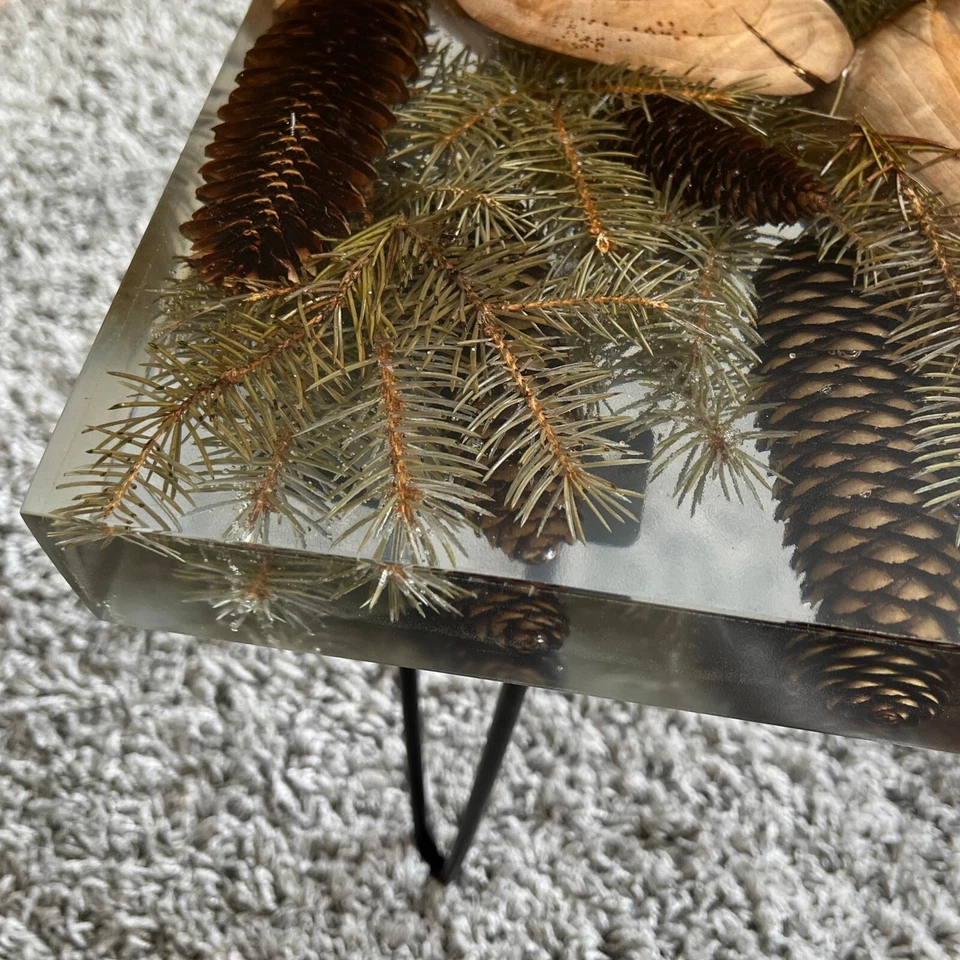 Epoxy Live End Table / Side Table / Pine Cone Epoxy / Natural Edge Side Table - Image 4 of 4
