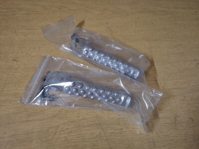 TGB Bullet 50 R50X Pegasus Fußrasten Beifahrer SET 2 Stück inkl. Befestigungen