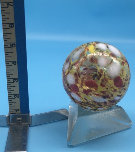Esfera de Vidrio Multicolor - Globo Cósmico 4" con Base de Vidrio Esmerilado Triángulo. - Imagen 3 de 5