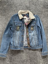 Bellfield Womens Vintage Floral Patch Detail Blue Denim Jacket Size 10 Medium