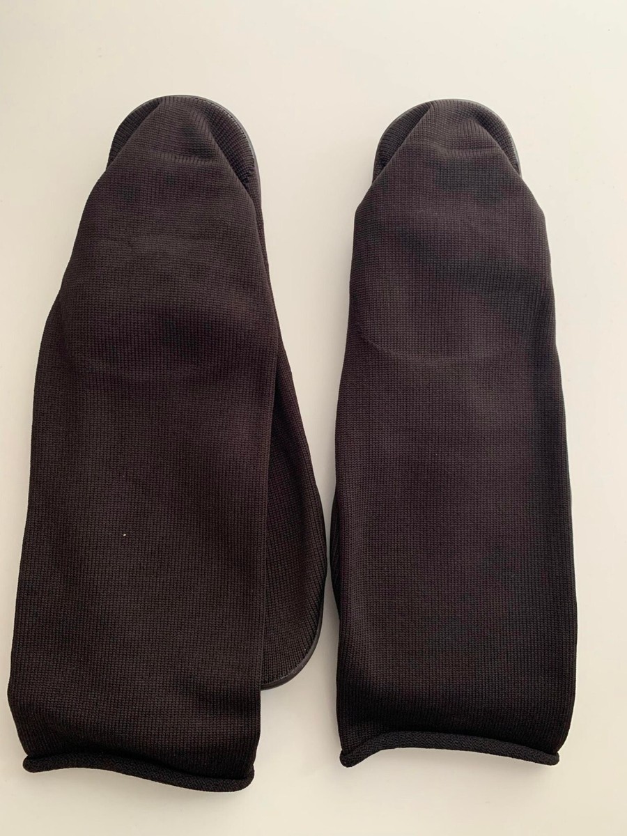 Yeezy Pods Size 2 In Hand - (US Mens 8-11) NEW YZY PODS Yeezy Pods Size 2 In Hand - (US Mens 8-11) NEW YZY PODS