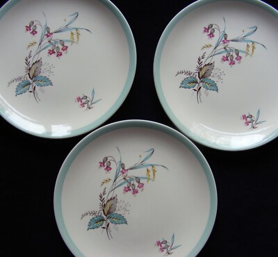 Drei Johnson Bros 25 cm Teller: Red Campion & Wheat mit blassem Aqua Rand
