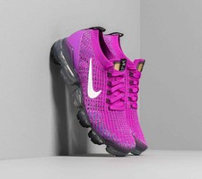 nike vapormax vivid purple