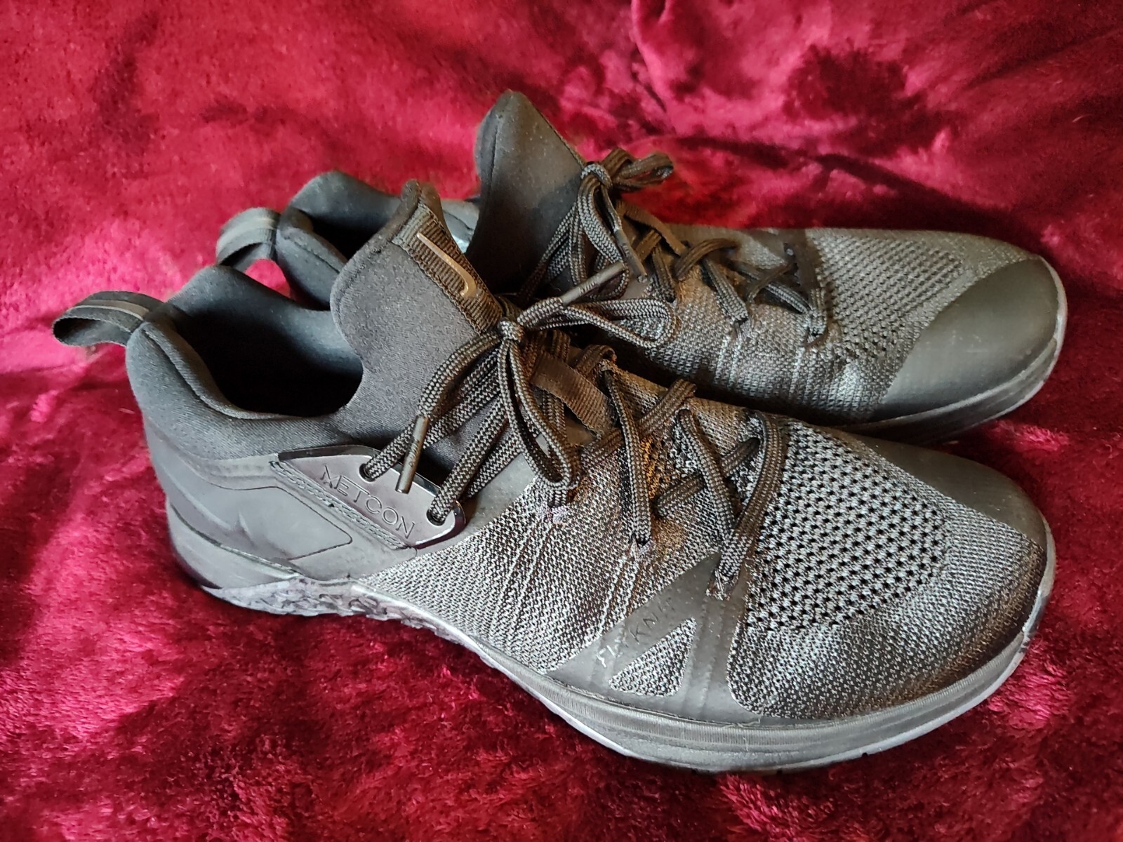 Black Nike Metcon Men's Running Shoes Size 11 Black O… Gem