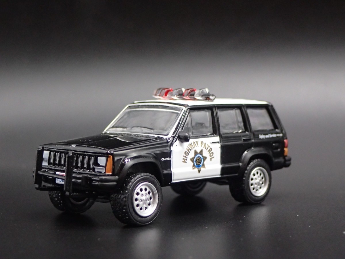 値下 PIRANHA MODEL 1/43 ジャガー XJ-S Groupe44 JEEP CHEROKEE XJ SPORT 4 DOOR CALIFORINA CHP POLICE 1:64