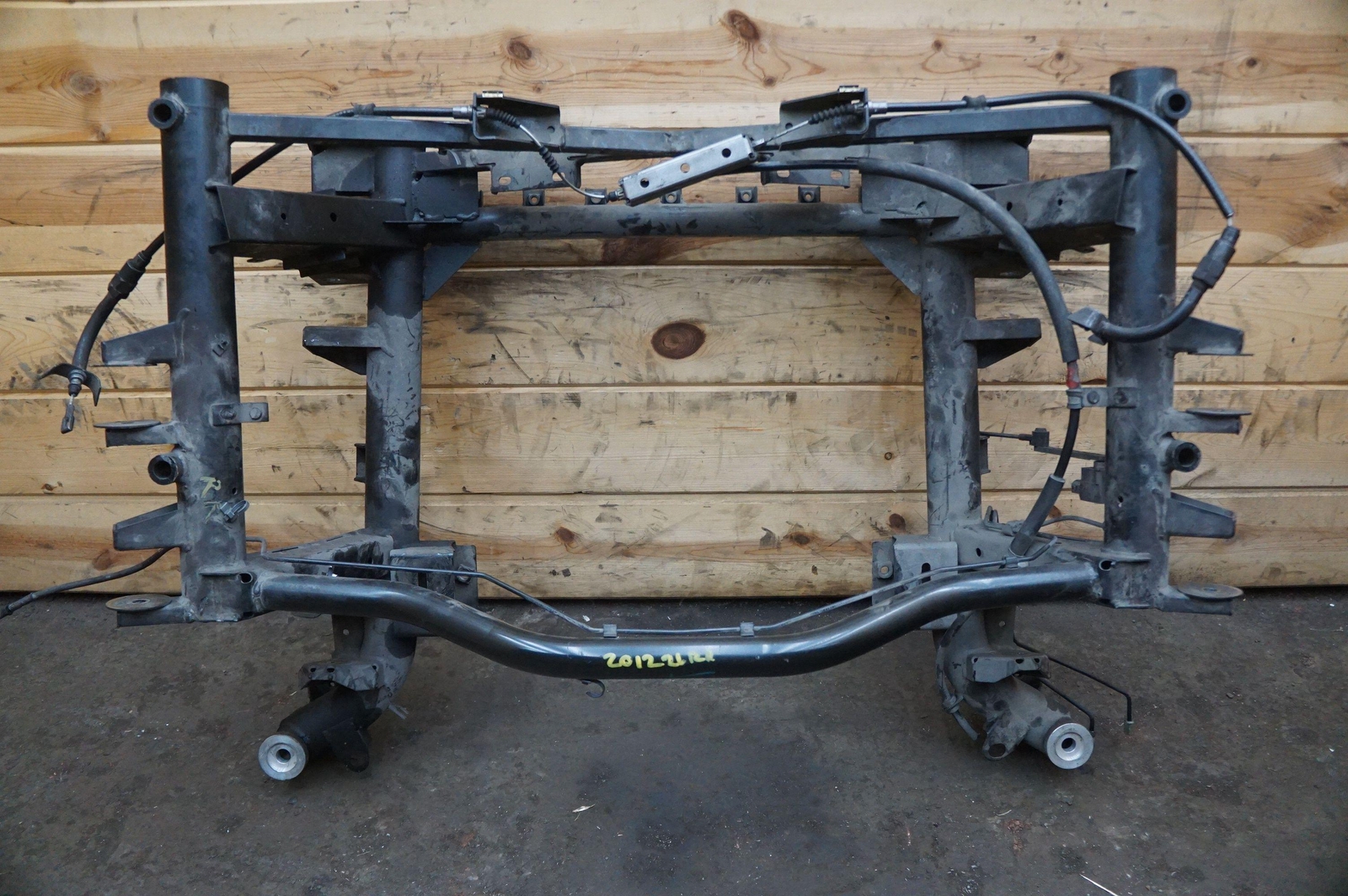 Rear Subframe Crossmember Support BG33-5R003-AF Aston Martin Vantage Zagato